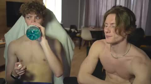 Snapshot of _sopranos_ chatting on 28, 2, 2025 OLIVERpvt is open online show from 28, 2, 2025