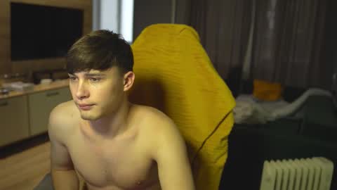 Snapshot of _sopranos_ chatting on 15, 9, 2025 OLIVERpvt is open online show from 15, 9, 2025