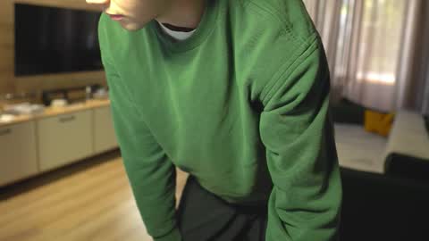 Snapshot of _sopranos_ chatting on 17, 9, 2025 OLIVERpvt is open online show from 17, 9, 2025