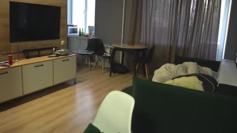 Snapshot of _sopranos_ chatting on 2, 10, 2025 OLIVERpvt is open online show from 2, 10, 2025