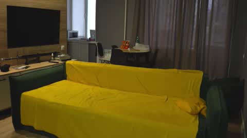 Snapshot of _sopranos_ chatting on 23, 10, 2025 OLIVERpvt is open online show from 23, 10, 2025