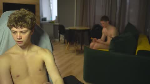 Snapshot of _sopranos_ chatting on 30, 10, 2025 OLIVERpvt is open online show from 30, 10, 2025