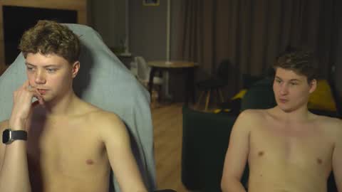 Snapshot of _sopranos_ chatting on 4, 11, 2025 OLIVERpvt is open online show from 4, 11, 2025