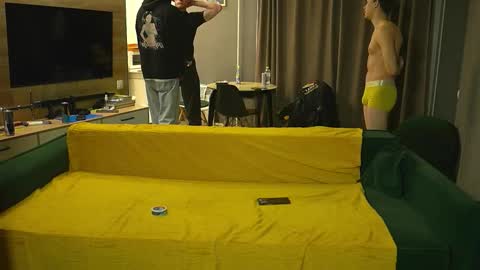 Snapshot of _sopranos_ chatting on 27, 11, 2025 OLIVERpvt is open online show from 27, 11, 2025