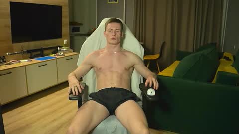 Snapshot of _sopranos_ chatting on 28, 11, 2025 OLIVERpvt is open online show from 28, 11, 2025