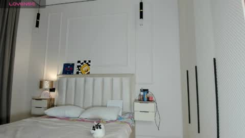 SoYeon online show from 13, 4, 2026