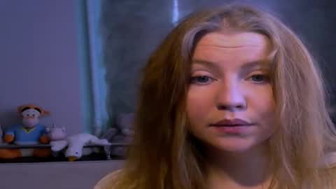  Space Girl  online show from 5, 2, 2025