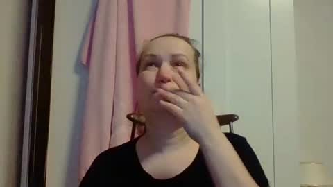 Melisa online show from 23, 2, 2025