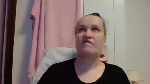 Melisa online show from 8, 3, 2025