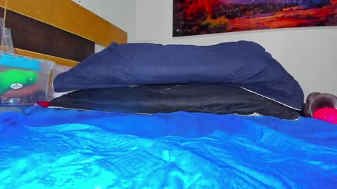 Snapshot of _ssusy_ chatting on 1, 2, 2025 susy online show from 1, 2, 2025