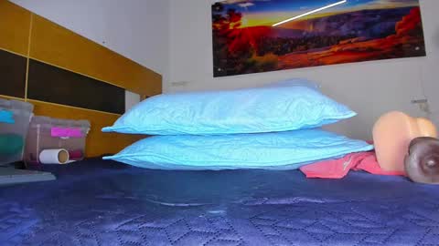 Snapshot of _ssusy_ chatting on 27, 2, 2025 susy online show from 27, 2, 2025