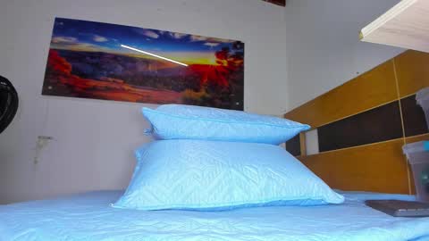 Snapshot of _ssusy_ chatting on 8, 3, 2025 susy online show from 8, 3, 2025