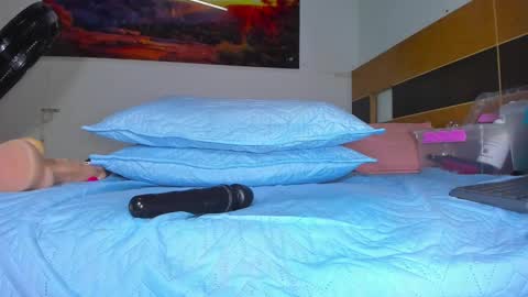 Snapshot of _ssusy_ chatting on 8, 3, 2025 susy online show from 8, 3, 2025