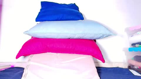 Snapshot of _ssusy_ chatting on 9, 9, 2025 susy online show from 9, 9, 2025