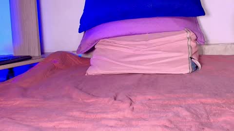 Snapshot of _ssusy_ chatting on 20, 9, 2025 susy online show from 20, 9, 2025