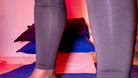 Snapshot of _ssusy_ chatting on 17, 10, 2025 susy online show from 17, 10, 2025