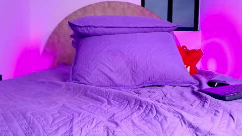 Snapshot of _ssusy_ chatting on 14, 11, 2025 susy online show from 14, 11, 2025