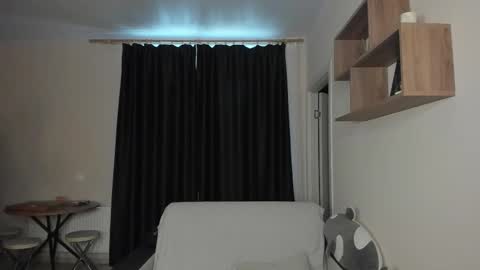 Snapshot of _stager_ chatting on 15, 10, 2025 MARKPVT IS OPEN online show from 15, 10, 2025