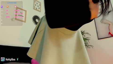 Snapshot of _sweet_kitty1 chatting on 31, 10, 2025    online show from 31, 10, 2025