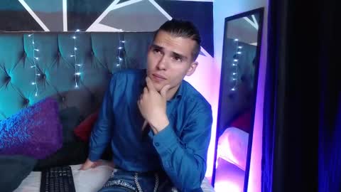Snapshot of _tattoo_couple chatting on 14, 1, 2025 online show from 14, 1, 2025