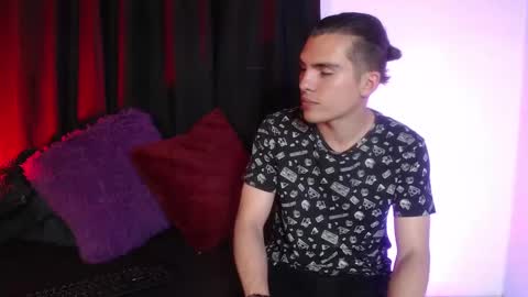 Snapshot of _tattoo_couple chatting on 25, 1, 2025 online show from 25, 1, 2025