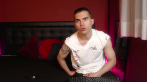 Snapshot of _tattoo_couple chatting on 8, 3, 2025 online show from 8, 3, 2025