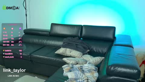 Snapshot of _taylormoon chatting on 15, 11, 2025 Link Taylor online show from 15, 11, 2025