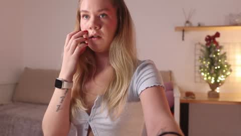 Annie online show from 16, 12, 2024