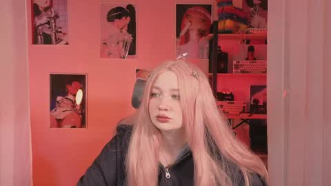 MIRA online show from 3, 4, 2026