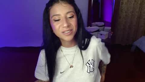 Snapshot of _the_dark_side_of_the_moon_ chatting on 23, 11, 2025 _the_dark_side_of_the_moon_ online show from 23, 11, 2025