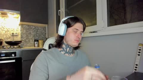 Snapshot of _torfin_ chatting on 8, 12, 2024 _torfin_ online show from 8, 12, 2024