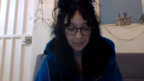 Snapshot of _tutti_frutti_ chatting on 4, 1, 2025 _tutti_frutti_ online show from 4, 1, 2025