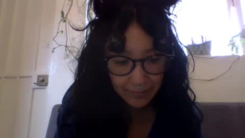 Snapshot of _tutti_frutti_ chatting on 4, 1, 2025 _tutti_frutti_ online show from 4, 1, 2025