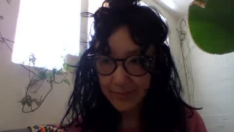 Snapshot of _tutti_frutti_ chatting on 1, 2, 2025 _tutti_frutti_ online show from 1, 2, 2025