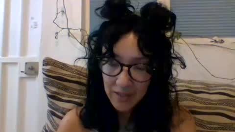 Snapshot of _tutti_frutti_ chatting on 2, 2, 2025 _tutti_frutti_ online show from 2, 2, 2025