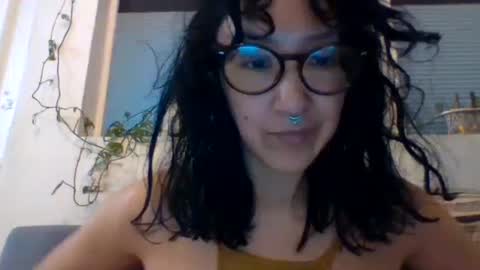 Snapshot of _tutti_frutti_ chatting on 3, 2, 2025 _tutti_frutti_ online show from 3, 2, 2025