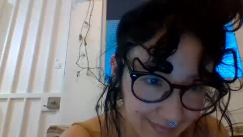 Snapshot of _tutti_frutti_ chatting on 7, 2, 2025 _tutti_frutti_ online show from 7, 2, 2025