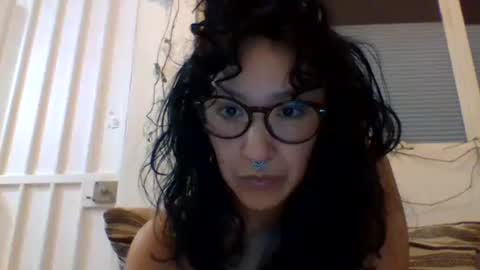 Snapshot of _tutti_frutti_ chatting on 3, 3, 2025 _tutti_frutti_ online show from 3, 3, 2025