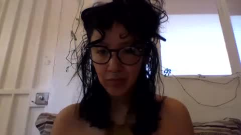 Snapshot of _tutti_frutti_ chatting on 3, 3, 2025 _tutti_frutti_ online show from 3, 3, 2025