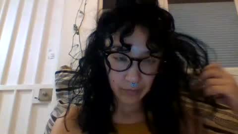 Snapshot of _tutti_frutti_ chatting on 9, 3, 2025 _tutti_frutti_ online show from 9, 3, 2025