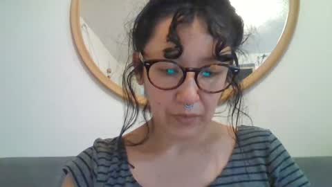 Snapshot of _tutti_frutti_ chatting on 12, 9, 2025 _tutti_frutti_ online show from 12, 9, 2025