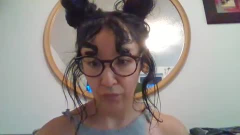 Snapshot of _tutti_frutti_ chatting on 8, 10, 2025 _tutti_frutti_ online show from 8, 10, 2025