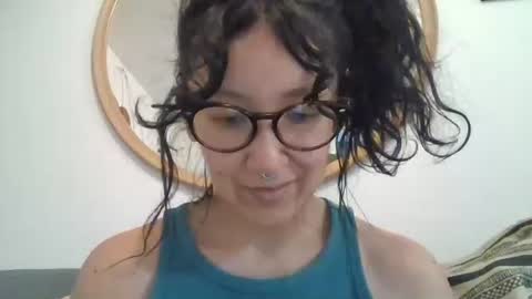 Snapshot of _tutti_frutti_ chatting on 4, 11, 2025 _tutti_frutti_ online show from 4, 11, 2025