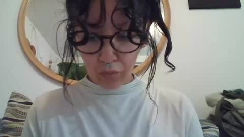 Snapshot of _tutti_frutti_ chatting on 15, 11, 2025 _tutti_frutti_ online show from 15, 11, 2025