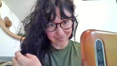 Snapshot of _tutti_frutti_ chatting on 17, 11, 2025 _tutti_frutti_ online show from 17, 11, 2025