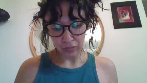 Snapshot of _tutti_frutti_ chatting on 22, 11, 2025 _tutti_frutti_ online show from 22, 11, 2025