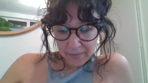 Snapshot of _tutti_frutti_ chatting on 23, 11, 2025 _tutti_frutti_ online show from 23, 11, 2025