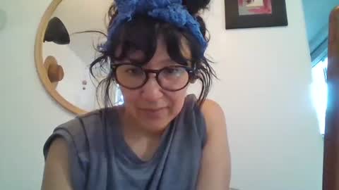 Snapshot of _tutti_frutti_ chatting on 1, 3, 2026 _tutti_frutti_ online show from 1, 3, 2026