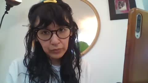 Snapshot of _tutti_frutti_ chatting on 1, 3, 2026 _tutti_frutti_ online show from 1, 3, 2026