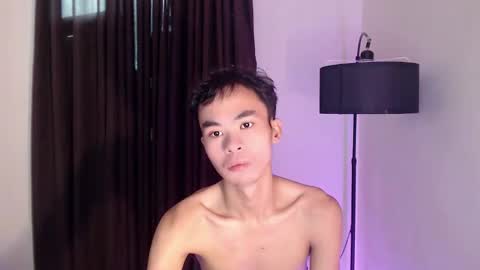 Snapshot of _urhotjessie_ chatting on 13, 12, 2025 jessie online show from 13, 12, 2025